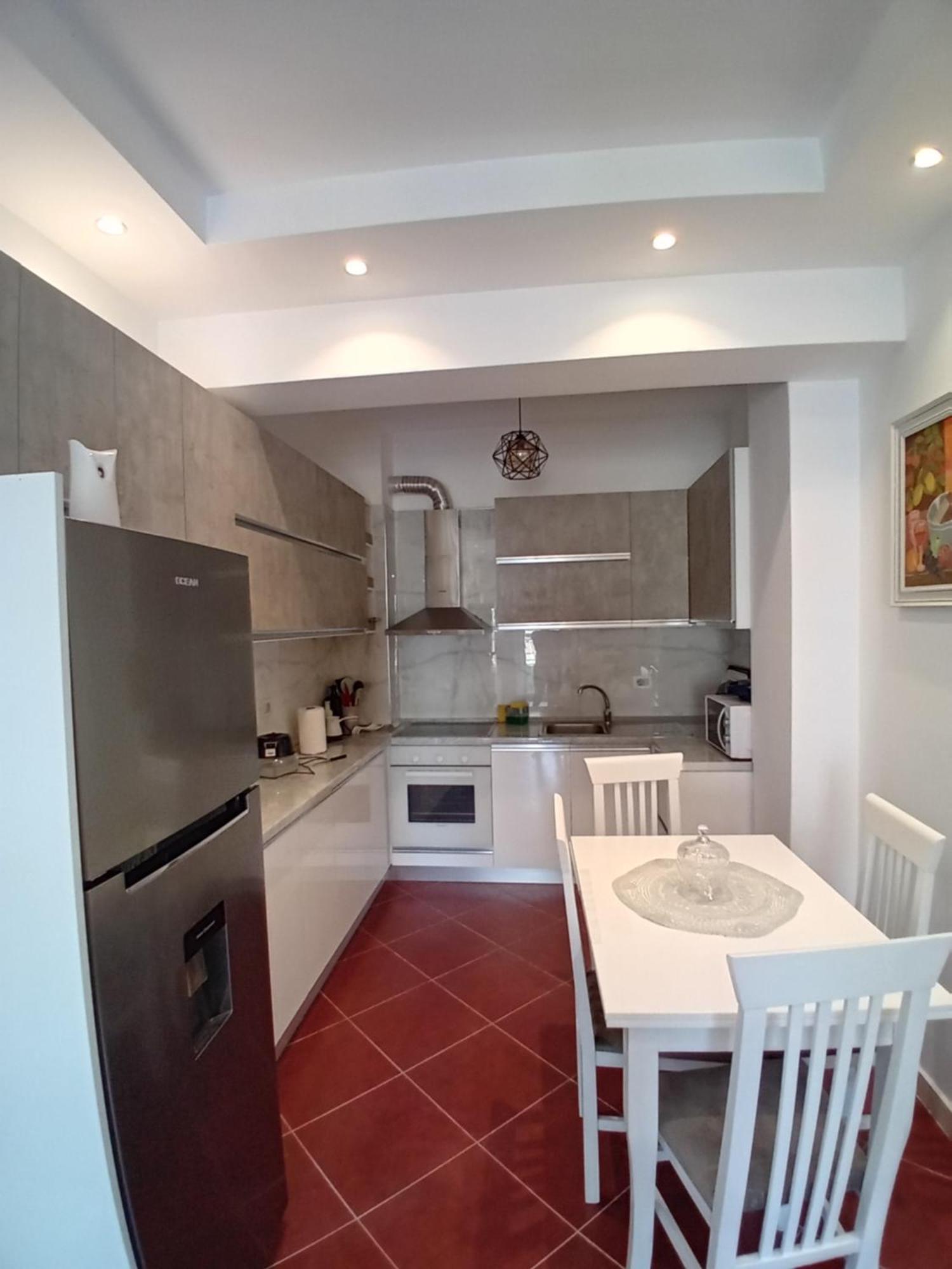 Luxury Appartament Lungomare Влёра Экстерьер фото