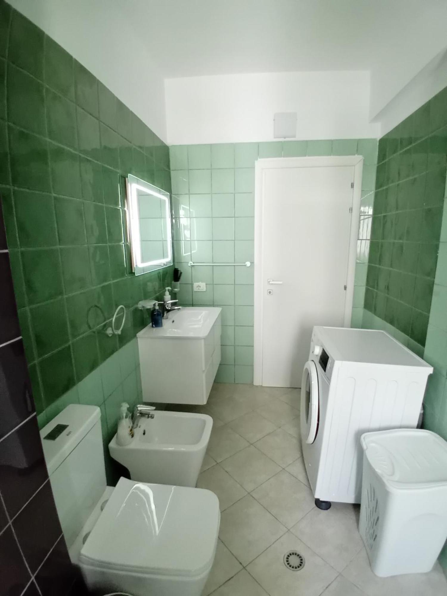 Luxury Appartament Lungomare Влёра Экстерьер фото